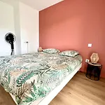 Superbe Exterieur, 2 Chambres, Parking * La Rochelle (Charente-Maritime)